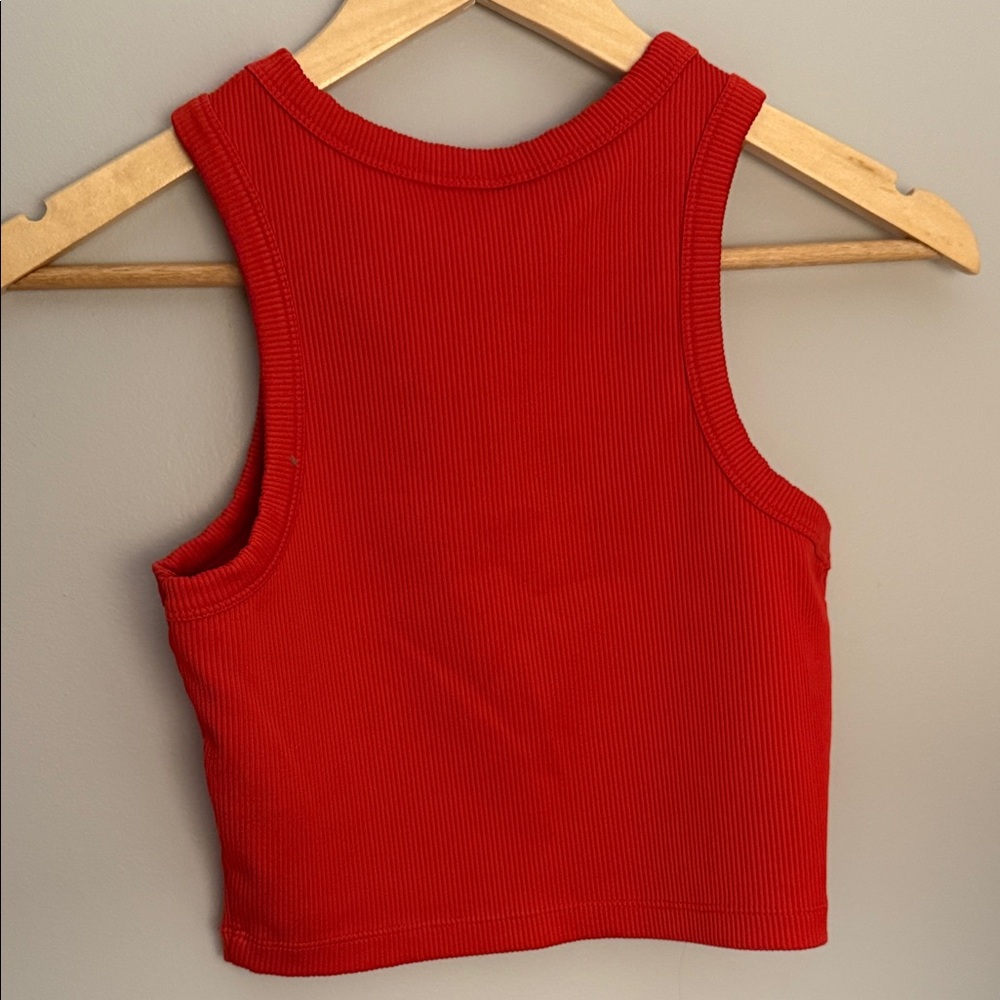 Divided Red Ribbed Tank Top - Picture 2 of 2
